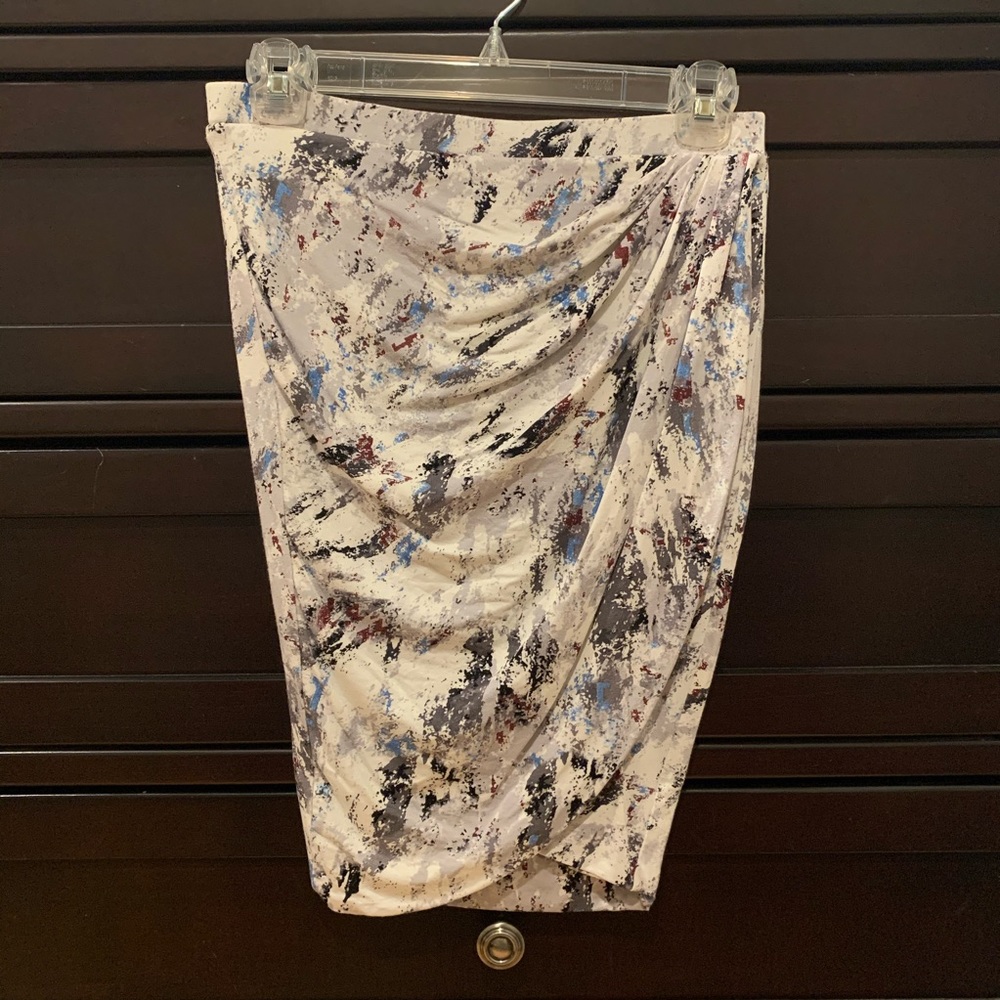 Knee-length skirt